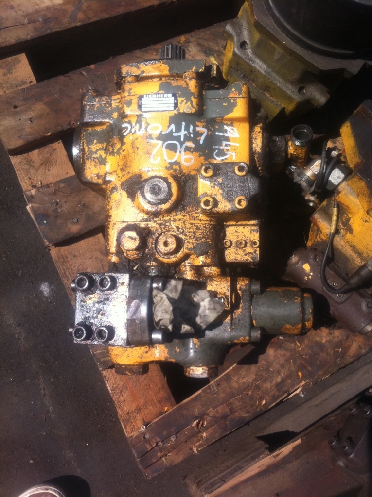LIEBHERR LMV100 - Hydraulic motor for Excavator: picture 1 LIEBHERR LMV100 - Hydraulic motor for Excavator: picture 1
