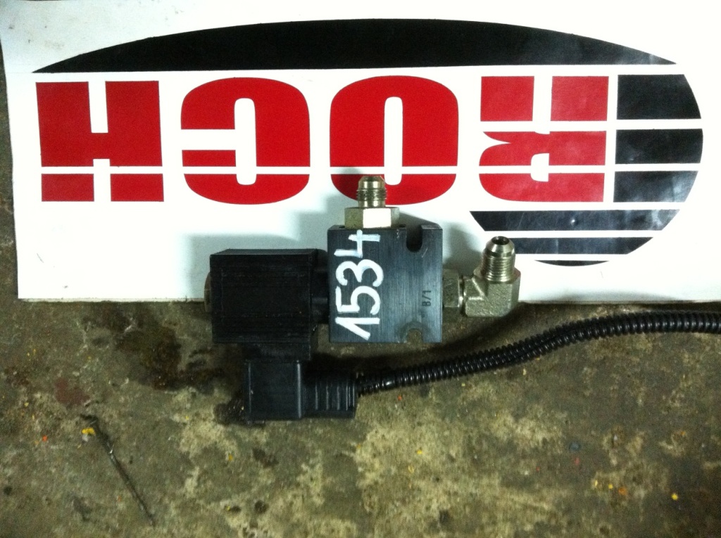 PARKER 810-2-8T+ 851019 12VDC - 1 SEKCYJNY - Hydraulic valve for Construction machinery: picture 1 PARKER 810-2-8T+ 851019 12VDC - 1 SEKCYJNY - Hydraulic valve for Construction machinery: picture 1