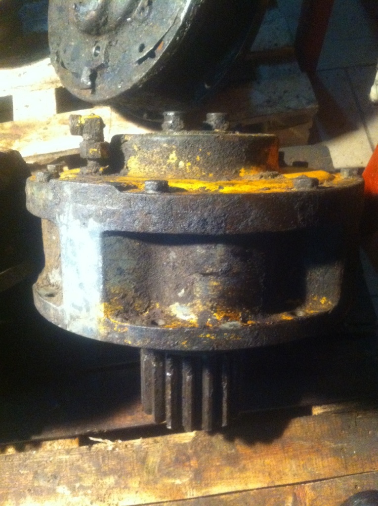 POCLAIN W1437-01A 507193 - Hydraulic motor for Construction machinery: picture 1 POCLAIN W1437-01A 507193 - Hydraulic motor for Construction machinery: picture 1