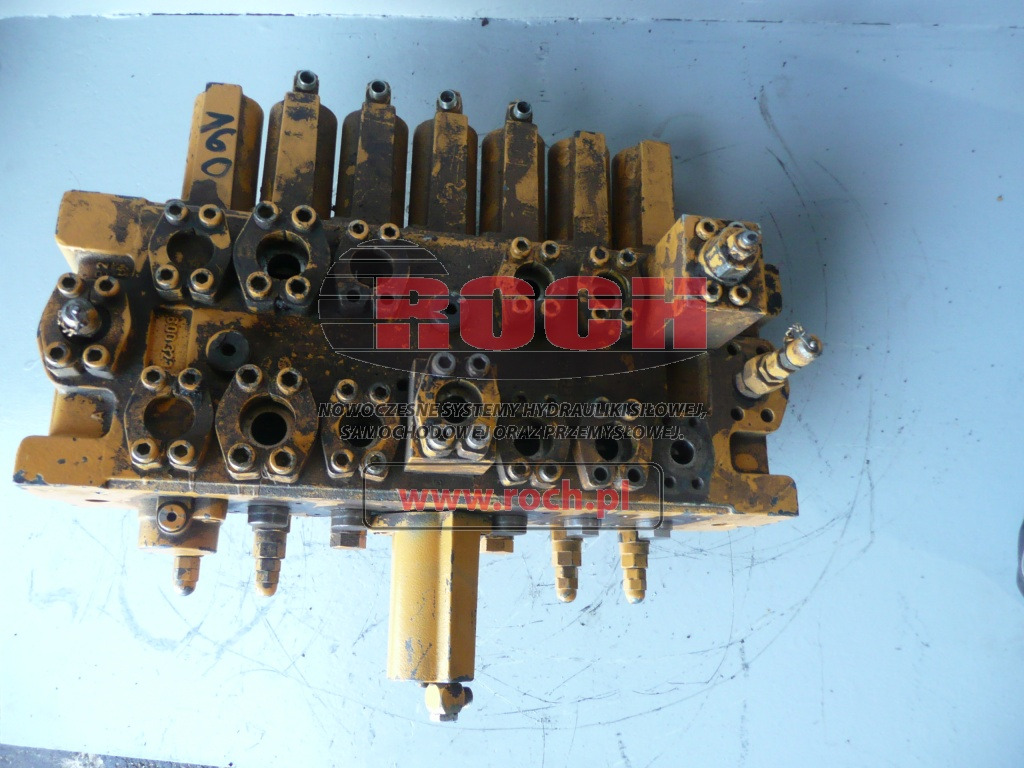 REXROTH 00932036 A002 M8-1276-00/7M8-22 600323 - 7 SEKCYJNY - Hydraulic valve: picture 1 REXROTH 00932036 A002 M8-1276-00/7M8-22 600323 - 7 SEKCYJNY - Hydraulic valve: picture 1