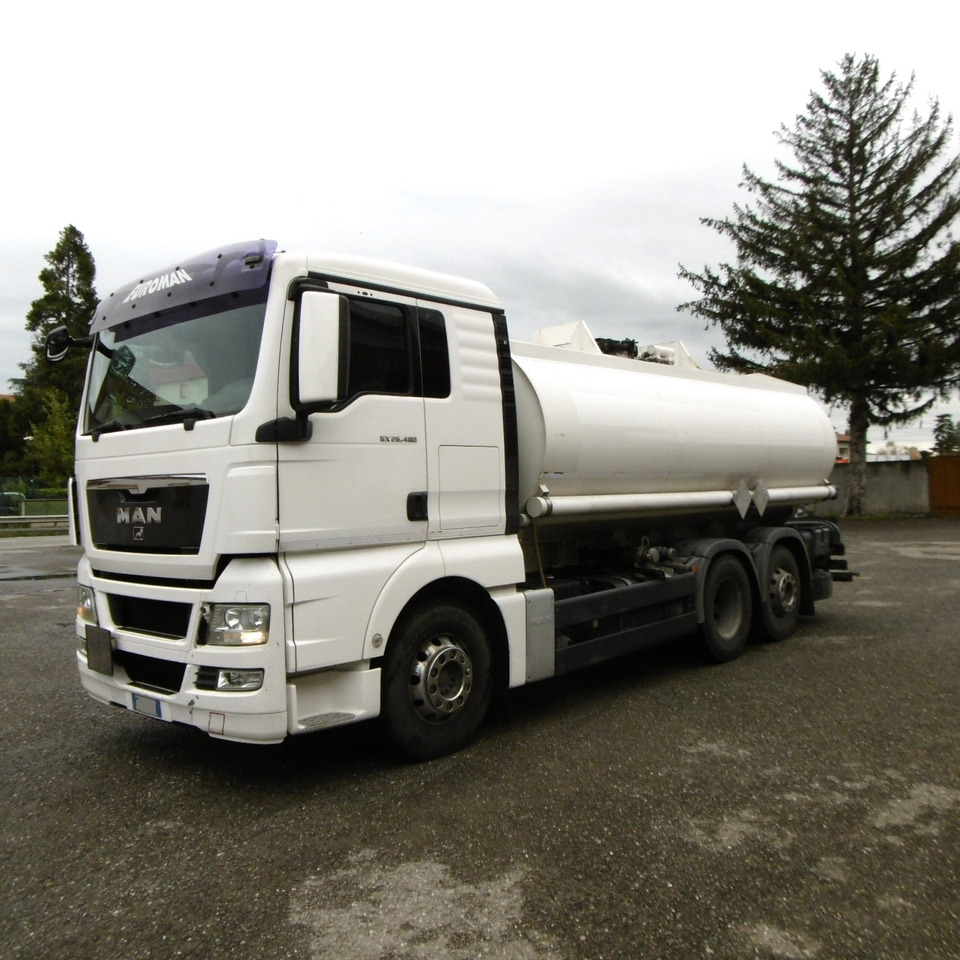 MAN 26.480 Diesel Distribution tank - Tank truck: picture 3 MAN 26.480 Diesel Distribution tank - Tank truck: picture 3