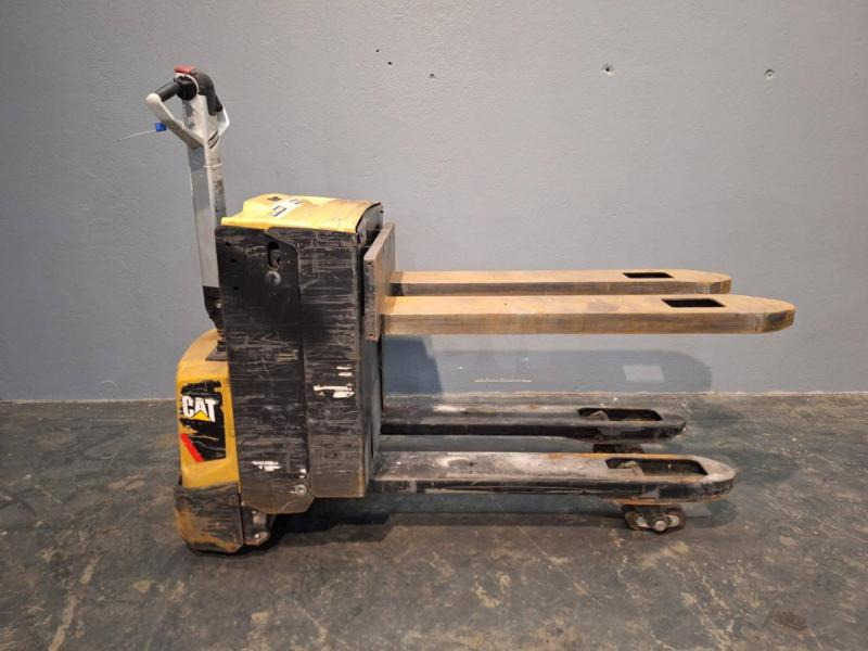 Pallet truck Caterpillar NPP20N2E: picture 11