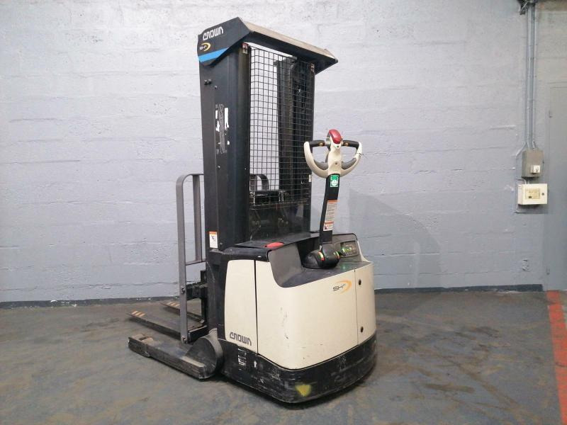 Crown SHR5520-1.1 - Stacker: picture 4 Crown SHR5520-1.1 - Stacker: picture 4