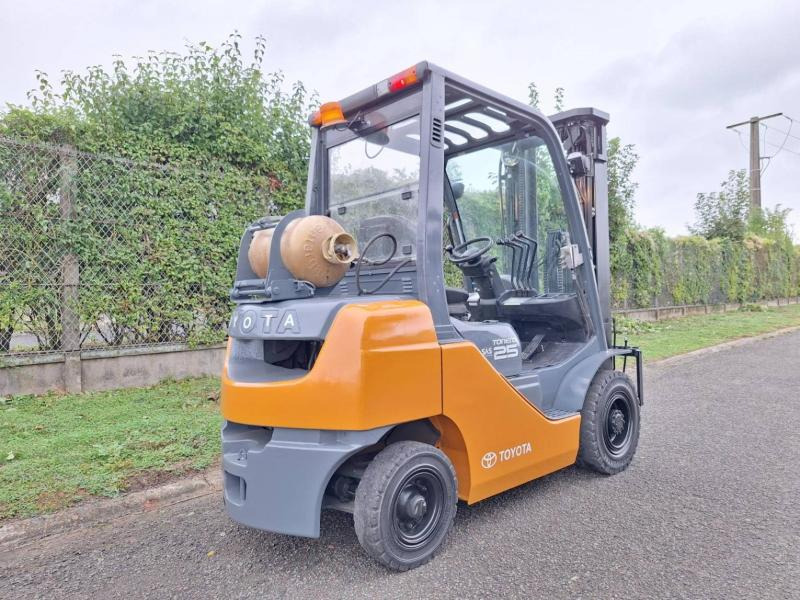Toyota 028FGF25 - LPG forklift: picture 5 Toyota 028FGF25 - LPG forklift: picture 5