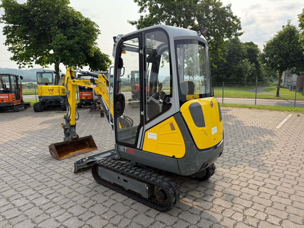 Wacker ET 18, Bj 23, 325 BH, Tilt MS01, GL, TOP - Mini excavator: picture 2 Wacker ET 18, Bj 23, 325 BH, Tilt MS01, GL, TOP - Mini excavator: picture 2