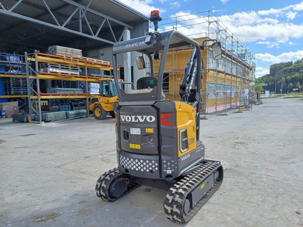 Volvo JECR18E Electric - Mini excavator: picture 2 Volvo JECR18E Electric - Mini excavator: picture 2