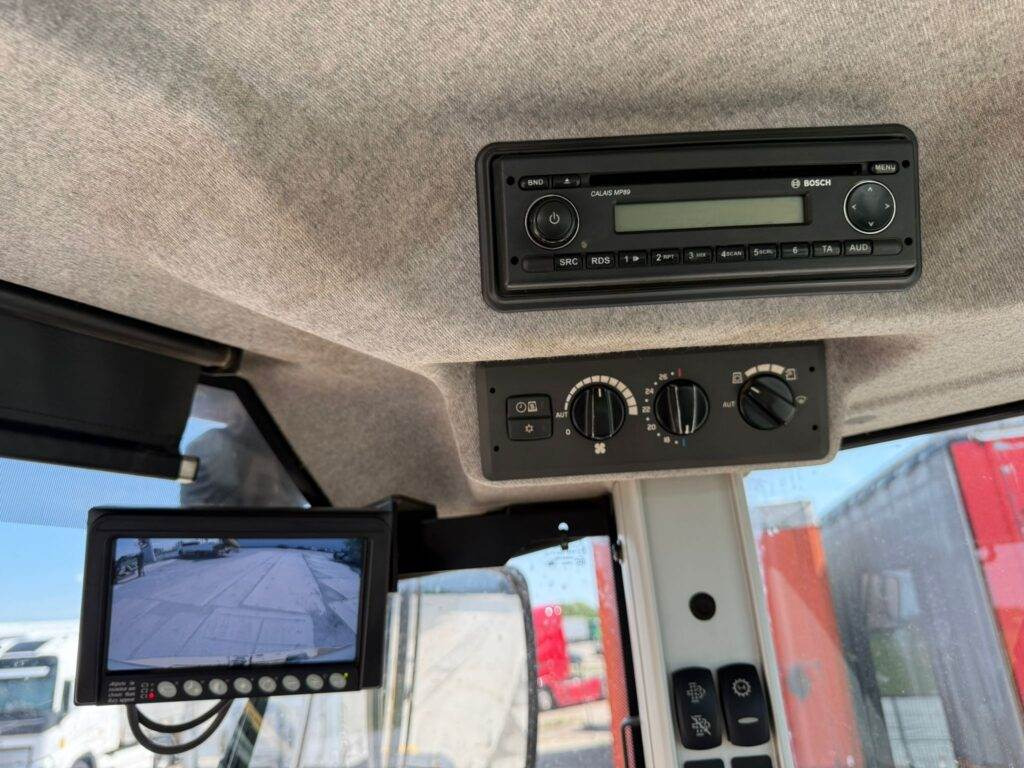 Wheel loader Volvo L60H: picture 24
