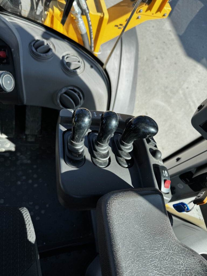 Volvo L90H on lease Volvo L90H: picture 16