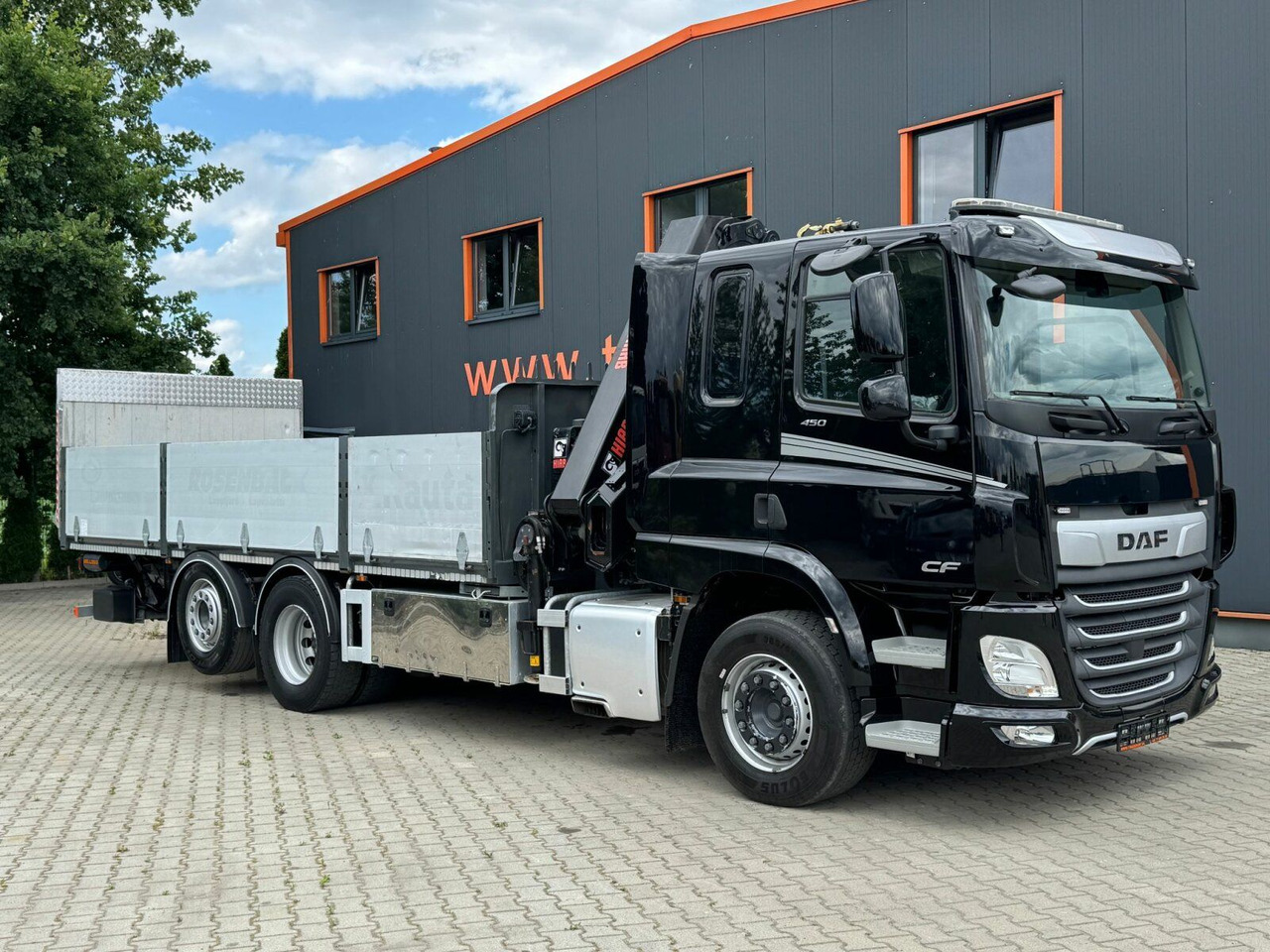 DAF CF 450 FAN 6x2 Pritsche mit Kran HIAB 188 E-6 - Dropside/ Flatbed truck, Crane truck: picture 1 DAF CF 450 FAN 6x2 Pritsche mit Kran HIAB 188 E-6 - Dropside/ Flatbed truck, Crane truck: picture 1