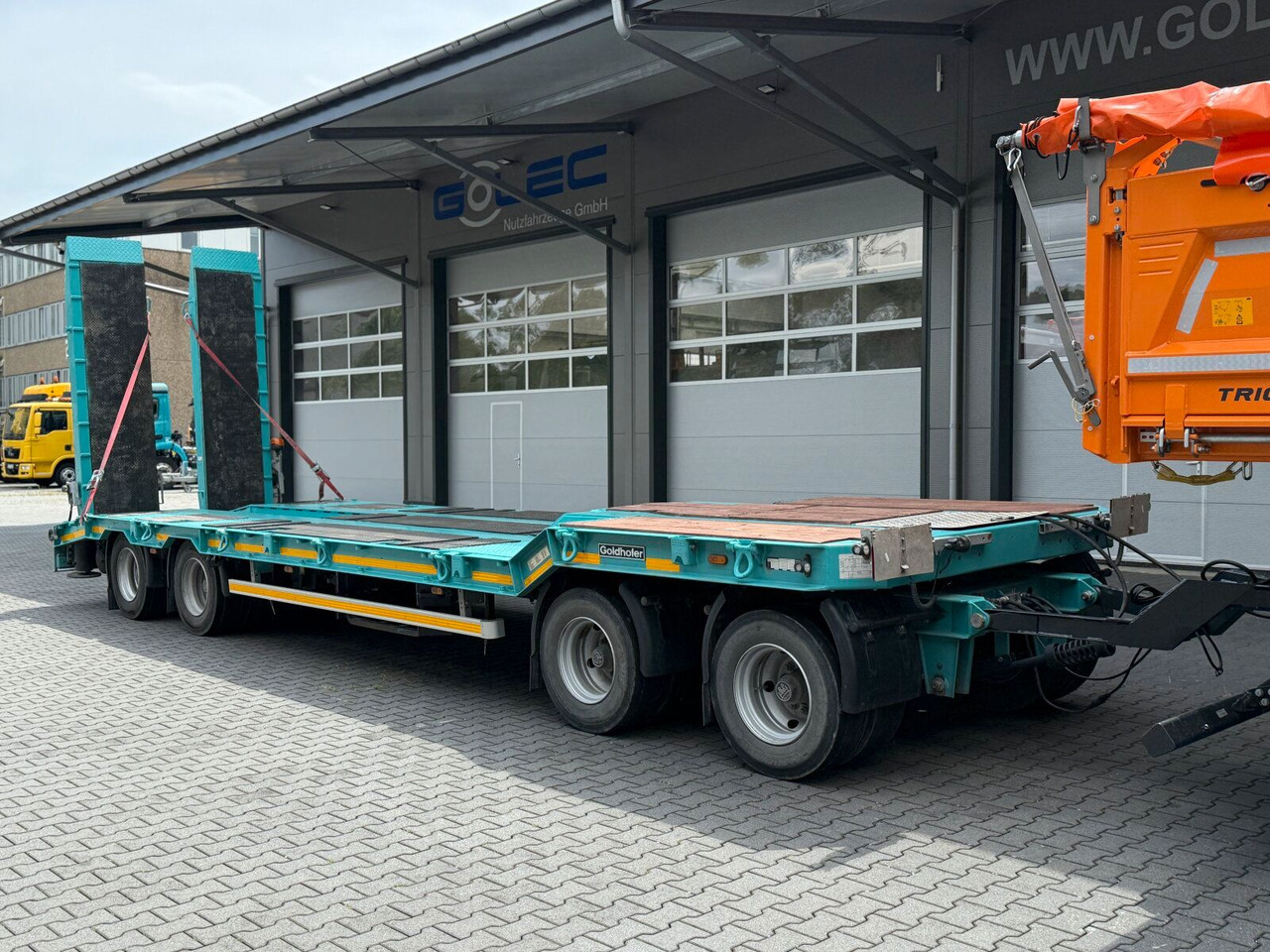 Goldhofer TU 4 EXPERT 4870 Tieflader Anhänger 44,8 T - Low loader trailer: picture 1 Goldhofer TU 4 EXPERT 4870 Tieflader Anhänger 44,8 T - Low loader trailer: picture 1