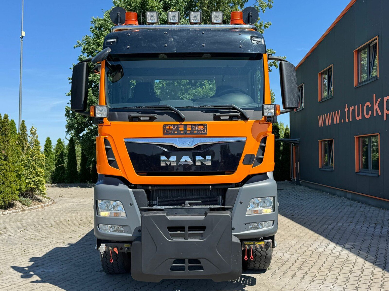 MAN TGS 18.320 4x4 BL Euro 6 Kipper + Winterdienst - Tipper: picture 3 MAN TGS 18.320 4x4 BL Euro 6 Kipper + Winterdienst - Tipper: picture 3