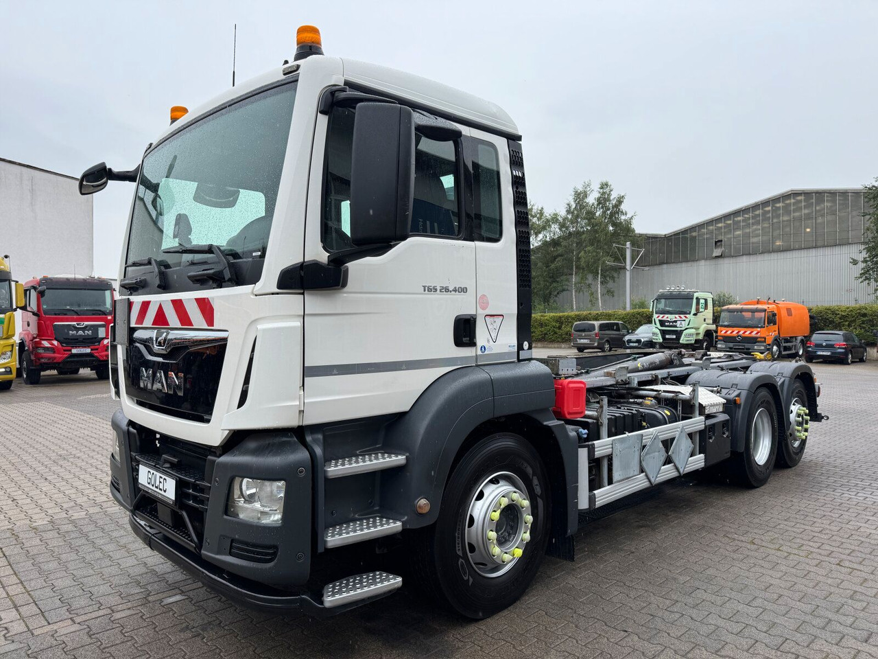 MAN TGS 26.400 6x2-4 Abrollkipper Lift-Lenkachse - Hook lift truck, Crane truck: picture 2 MAN TGS 26.400 6x2-4 Abrollkipper Lift-Lenkachse - Hook lift truck, Crane truck: picture 2
