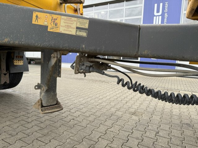 Meiller Anhänger TANDEM Dreiseitenkipper Liftachse - Tipper trailer: picture 3 Meiller Anhänger TANDEM Dreiseitenkipper Liftachse - Tipper trailer: picture 3