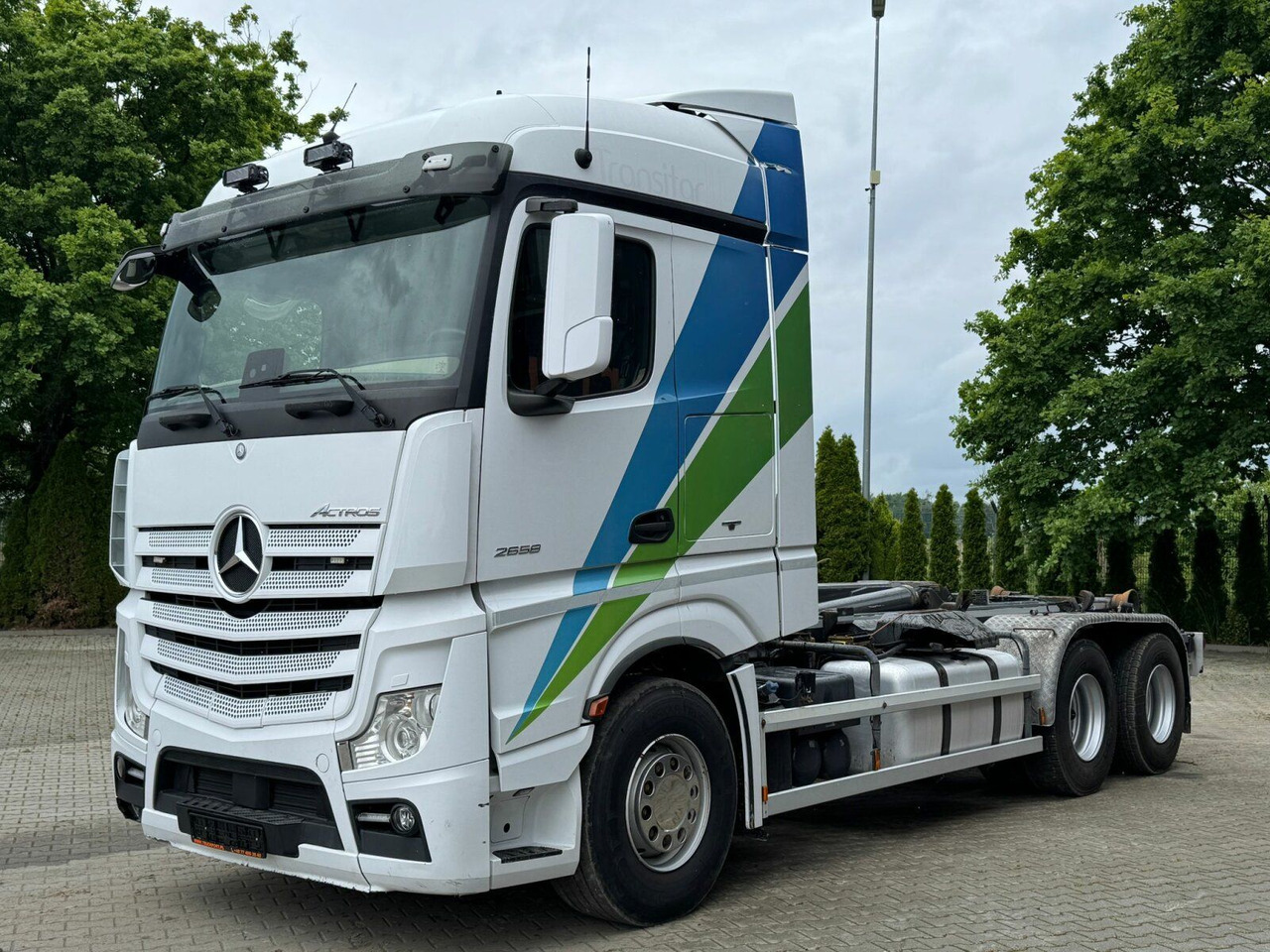 Mercedes-Benz ACTROS 2658 6x2 Abrollkipper MEILLER RK 26.67K - Hook lift truck: picture 2 Mercedes-Benz ACTROS 2658 6x2 Abrollkipper MEILLER RK 26.67K - Hook lift truck: picture 2