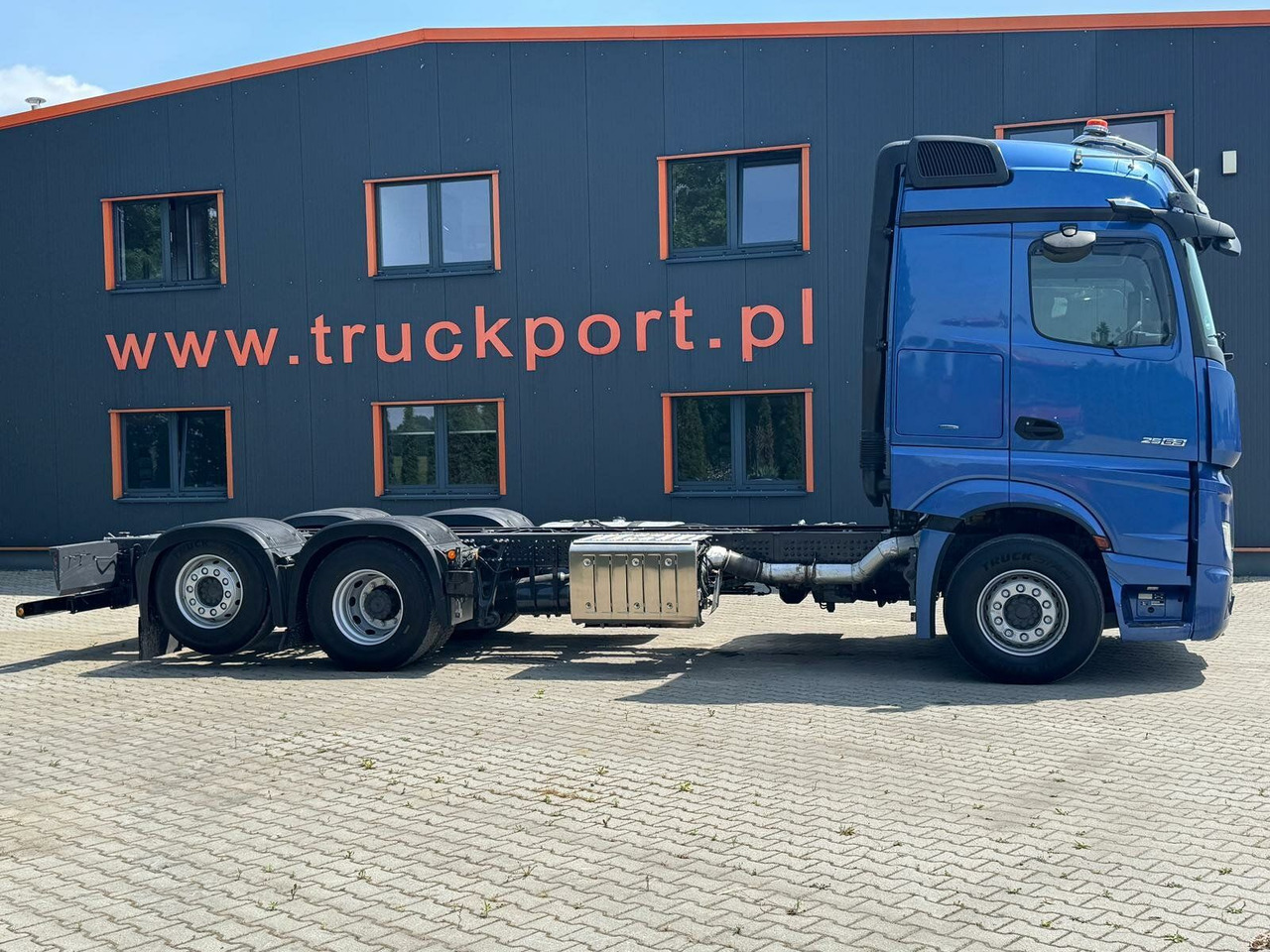 Mercedes-Benz Actros 2563 Euro6 L ENA - Cab chassis truck: picture 4 Mercedes-Benz Actros 2563 Euro6 L ENA - Cab chassis truck: picture 4