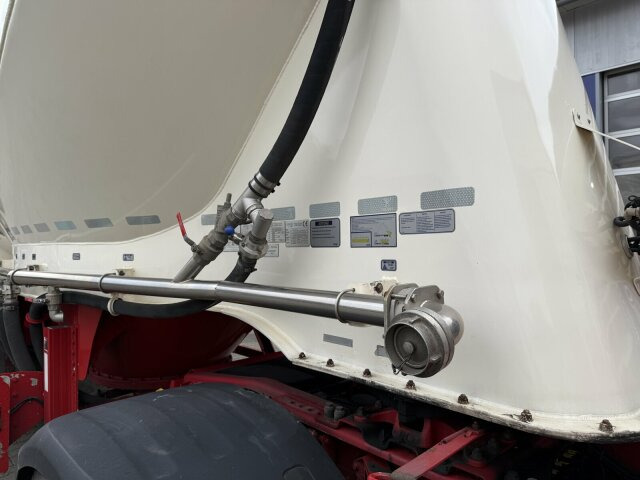 O.ME.P.S Silo Auflieger 55 m³ 3 Achse - Silo semi-trailer: picture 3 O.ME.P.S Silo Auflieger 55 m³ 3 Achse - Silo semi-trailer: picture 3