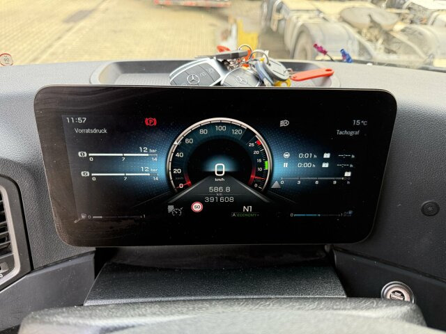 Mercedes-Benz ACTROS 1846 4x4 HAD Euro 6 Kipphydraulik - Tractor unit: picture 2 Mercedes-Benz ACTROS 1846 4x4 HAD Euro 6 Kipphydraulik - Tractor unit: picture 2