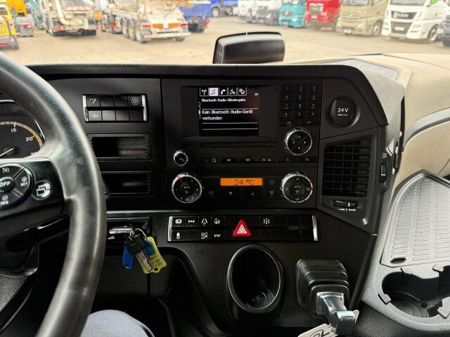 Mercedes-Benz Actros 1845 SZM 4x2 Retarder Kipphydraulik - Tractor unit: picture 4 Mercedes-Benz Actros 1845 SZM 4x2 Retarder Kipphydraulik - Tractor unit: picture 4