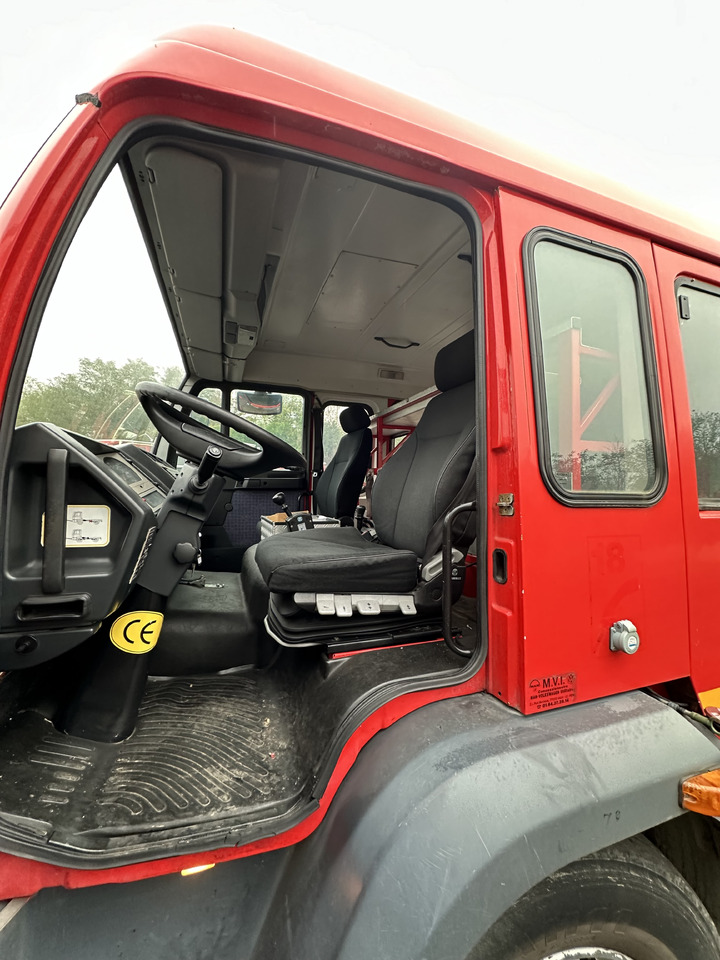 MAN LE 14.250 - Fire truck: picture 5 MAN LE 14.250 - Fire truck: picture 5