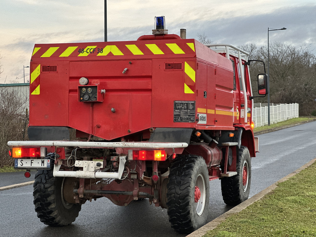 Fire truck RENAULT M180: picture 7 Fire truck RENAULT M180: picture 7