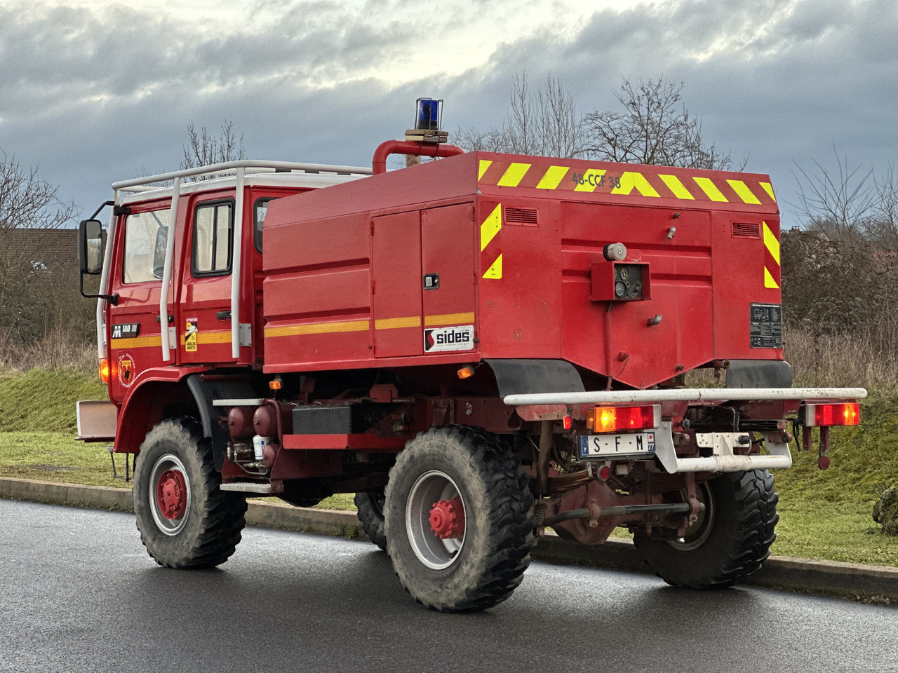 Fire truck RENAULT M180: picture 6 Fire truck RENAULT M180: picture 6