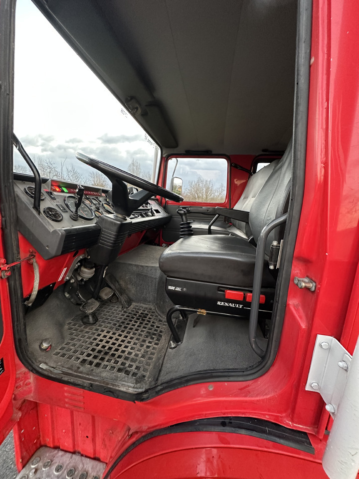 Fire truck RENAULT M180: picture 10 Fire truck RENAULT M180: picture 10