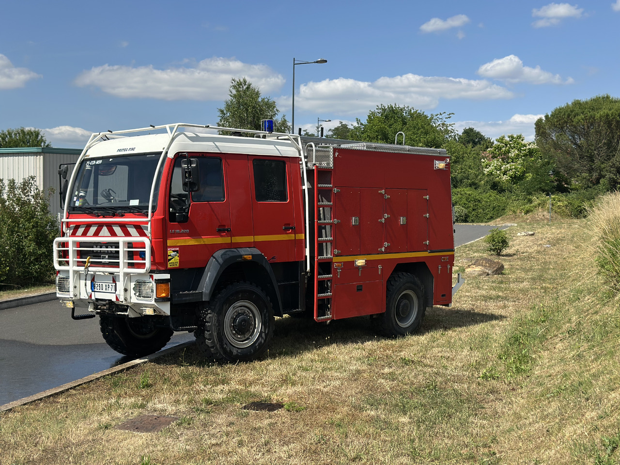 SHACMAN LE. 18-220 - Fire truck: picture 4 SHACMAN LE. 18-220 - Fire truck: picture 4