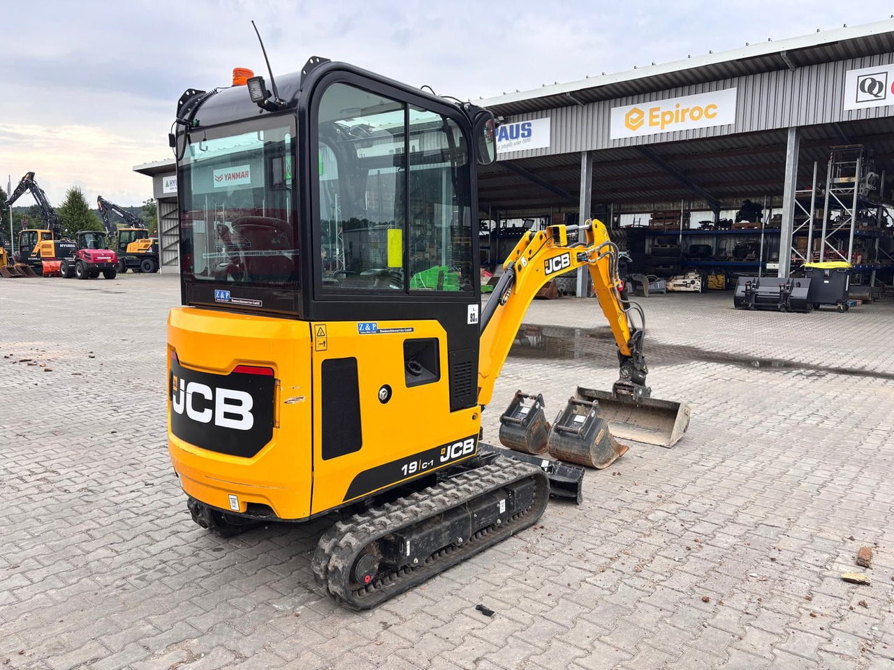JCB 19C-1 - Mini excavator: picture 3 JCB 19C-1 - Mini excavator: picture 3