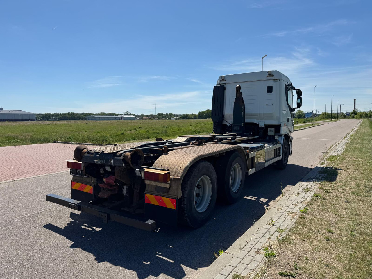 Hook lift truck, Crane truck IVECO STRALIS 560: picture 7