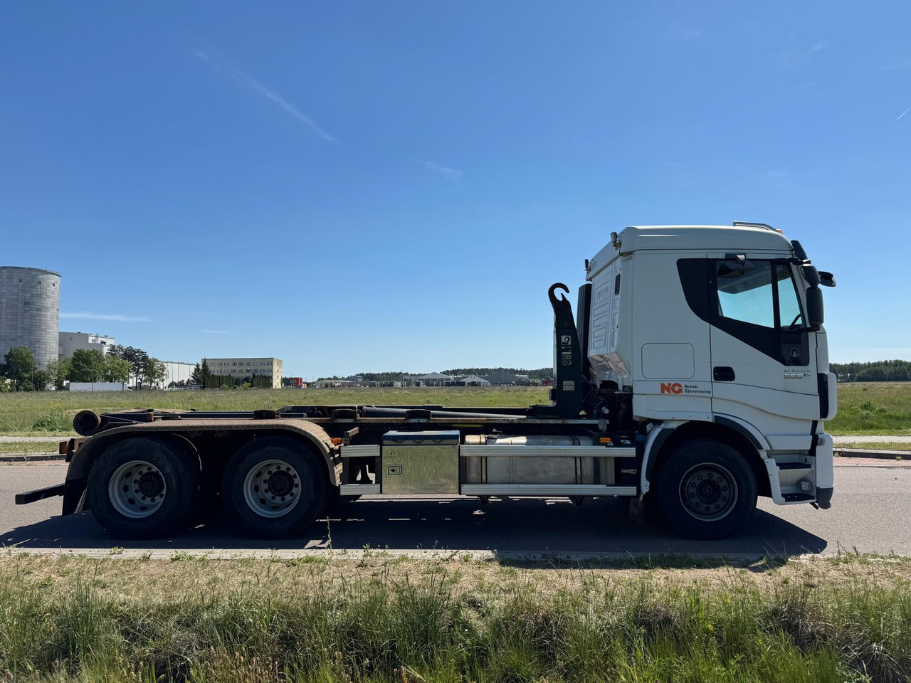 Hook lift truck, Crane truck IVECO STRALIS 560: picture 8