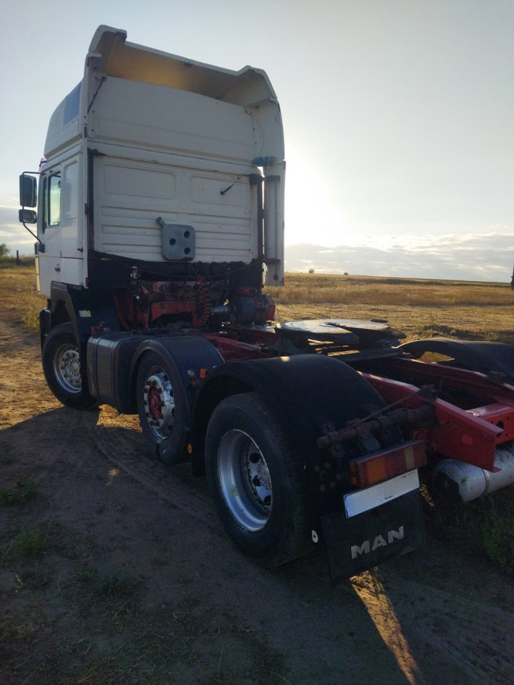 MAN 26.414 - Tractor unit: picture 5 MAN 26.414 - Tractor unit: picture 5