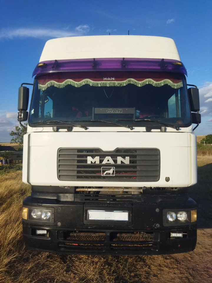MAN 26.414 - Tractor unit: picture 2 MAN 26.414 - Tractor unit: picture 2