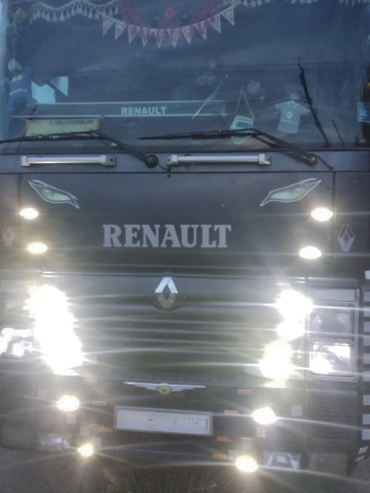 RENAULT Magnum 390 - Tractor unit: picture 3 RENAULT Magnum 390 - Tractor unit: picture 3