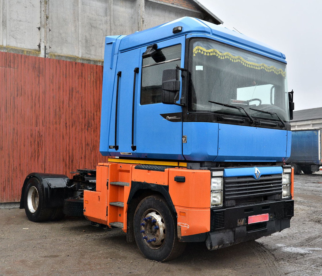 RENAULT Magnum 440 - Tractor unit: picture 1 RENAULT Magnum 440 - Tractor unit: picture 1