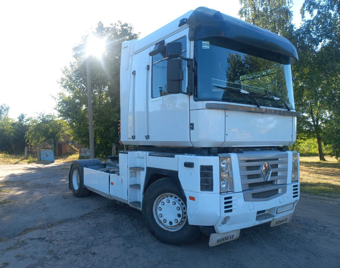 RENAULT Magnum 440 - Tractor unit: picture 1 RENAULT Magnum 440 - Tractor unit: picture 1