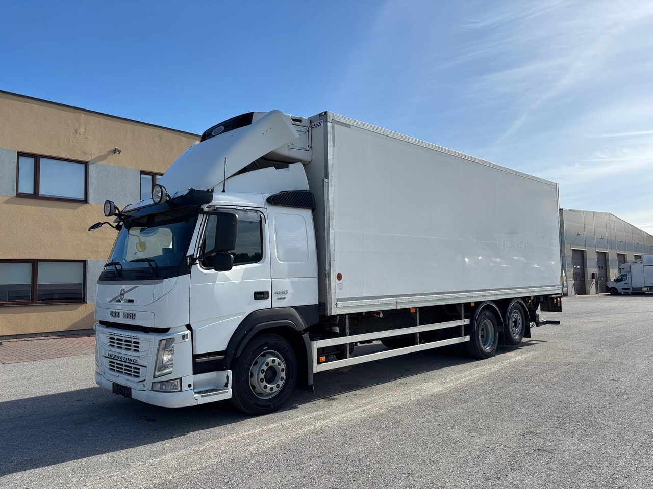 VOLVO FM460 - Refrigerator truck: picture 2 VOLVO FM460 - Refrigerator truck: picture 2