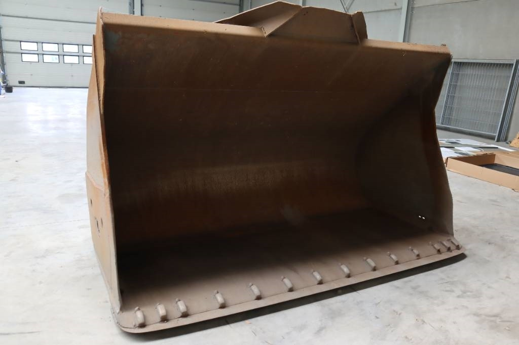 Komatsu WA470 - Bucket for Construction machinery: picture 3 Komatsu WA470 - Bucket for Construction machinery: picture 3