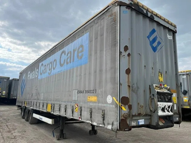 Krone 2x 2014 XL KRONE MEGA P400 HUCKEPACK - Closed box semi-trailer: picture 1 Krone 2x 2014 XL KRONE MEGA P400 HUCKEPACK - Closed box semi-trailer: picture 1