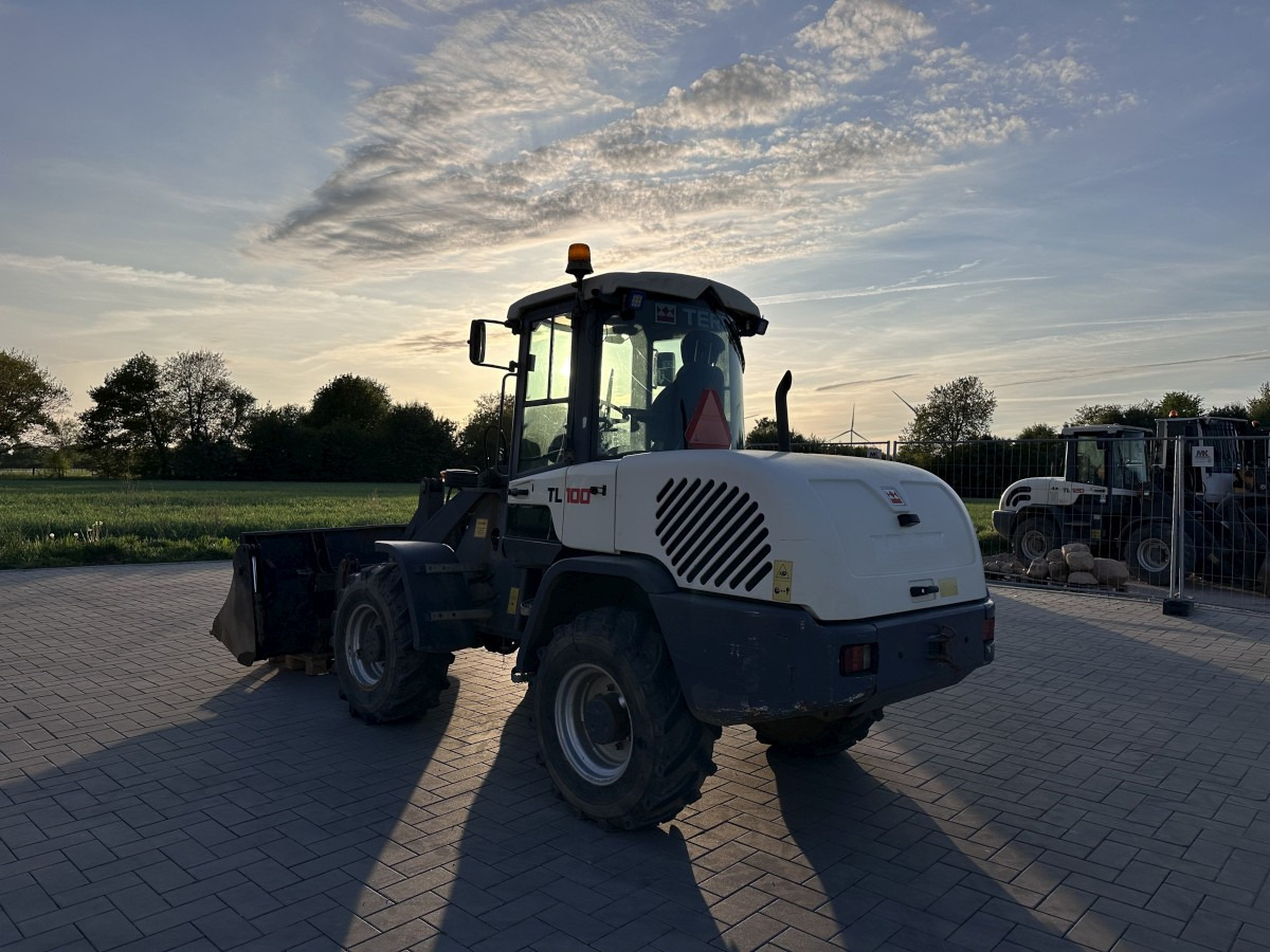 TEREX TL 100 - 30 Km/h Schaufel + Palettengabel Top ! - Wheel loader: picture 5 TEREX TL 100 - 30 Km/h Schaufel + Palettengabel Top ! - Wheel loader: picture 5