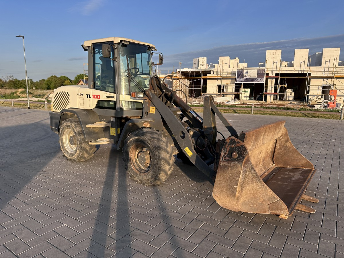 TEREX TL 100 - 30 Km/h Schaufel + Palettengabel Top ! - Wheel loader: picture 4 TEREX TL 100 - 30 Km/h Schaufel + Palettengabel Top ! - Wheel loader: picture 4