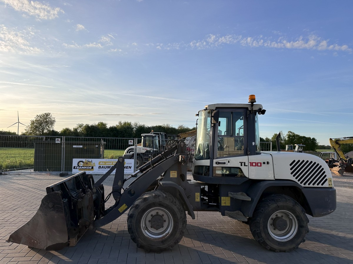 TEREX TL 100 - 30 Km/h Schaufel + Palettengabel Top ! - Wheel loader: picture 1 TEREX TL 100 - 30 Km/h Schaufel + Palettengabel Top ! - Wheel loader: picture 1