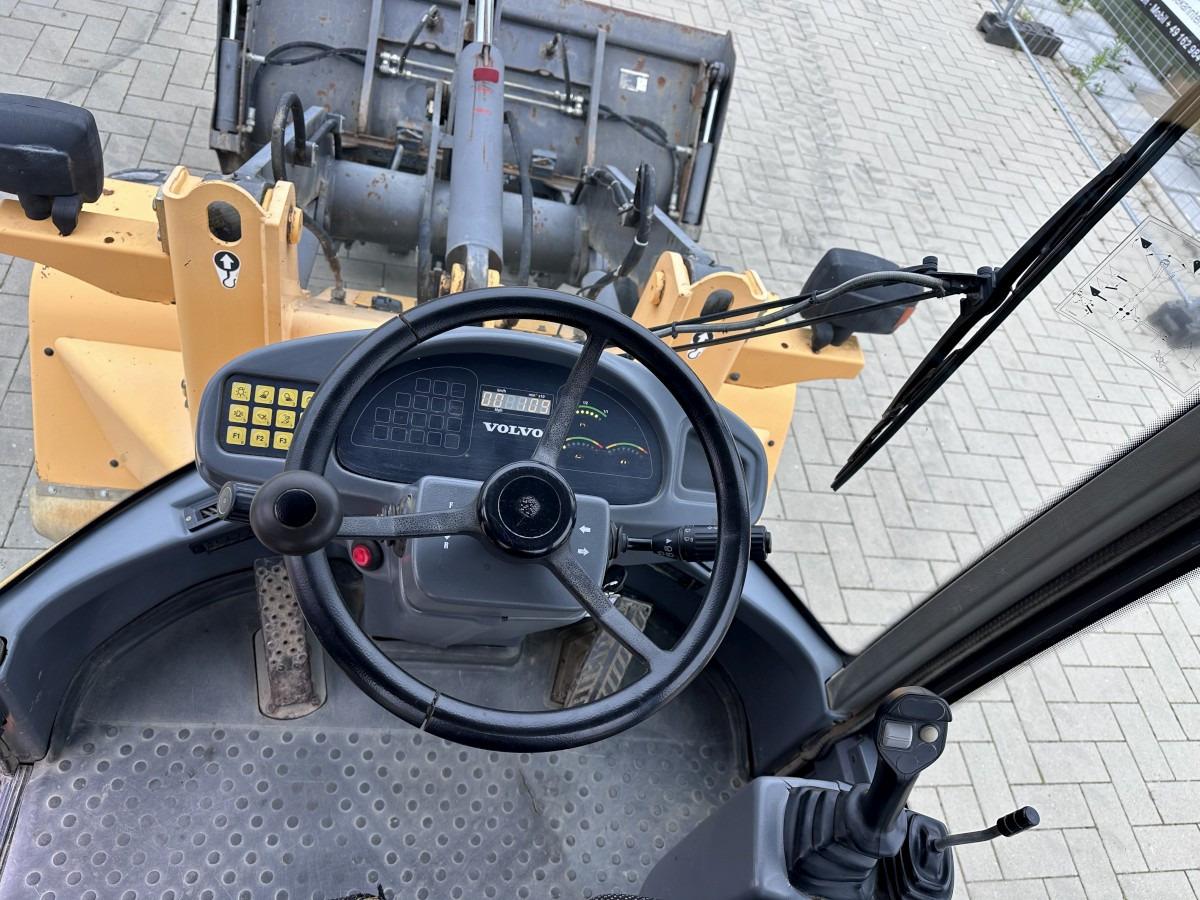 Wheel loader VOLVO L 30 B PRO 3er Kreis Klappschaufel+Palettengabel: picture 11