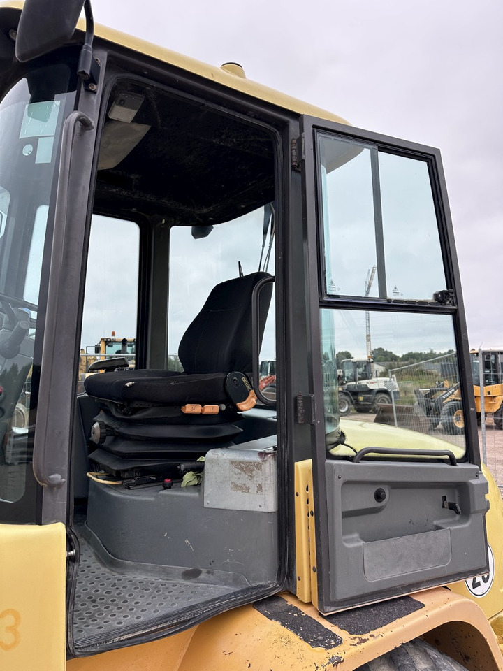 Wheel loader VOLVO L 30 B PRO 3er Kreis Klappschaufel+Palettengabel: picture 7