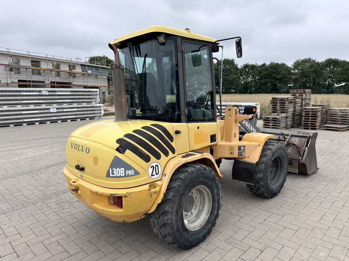 Wheel loader VOLVO L 30 B PRO 3er Kreis Klappschaufel+Palettengabel: picture 6
