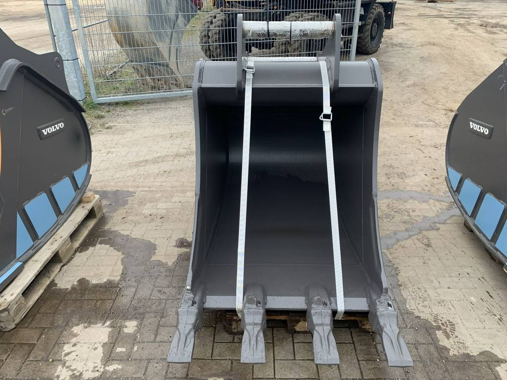 Volvo S 60 / S6 Tieflöffel bucket 1.000mm - Excavator bucket: picture 1 Volvo S 60 / S6 Tieflöffel bucket 1.000mm - Excavator bucket: picture 1