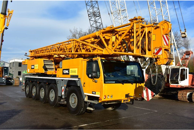 Liebherr LTM 1100-5.1 - All terrain crane: picture 4 Liebherr LTM 1100-5.1 - All terrain crane: picture 4