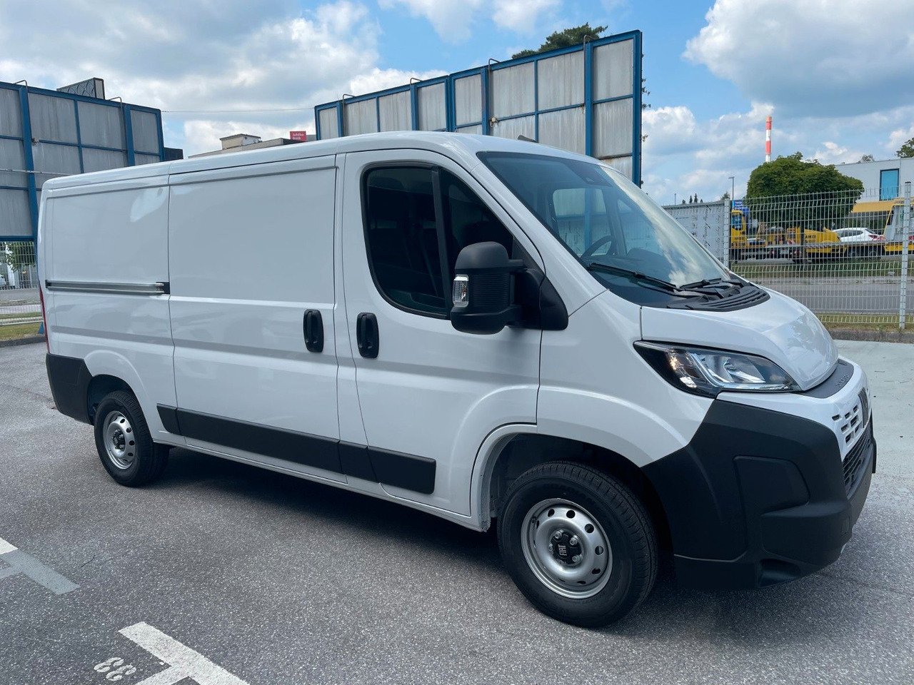 Fiat Ducato 30L L2H1 120 Kastenwagen 2025 - Small van: picture 3 Fiat Ducato 30L L2H1 120 Kastenwagen 2025 - Small van: picture 3