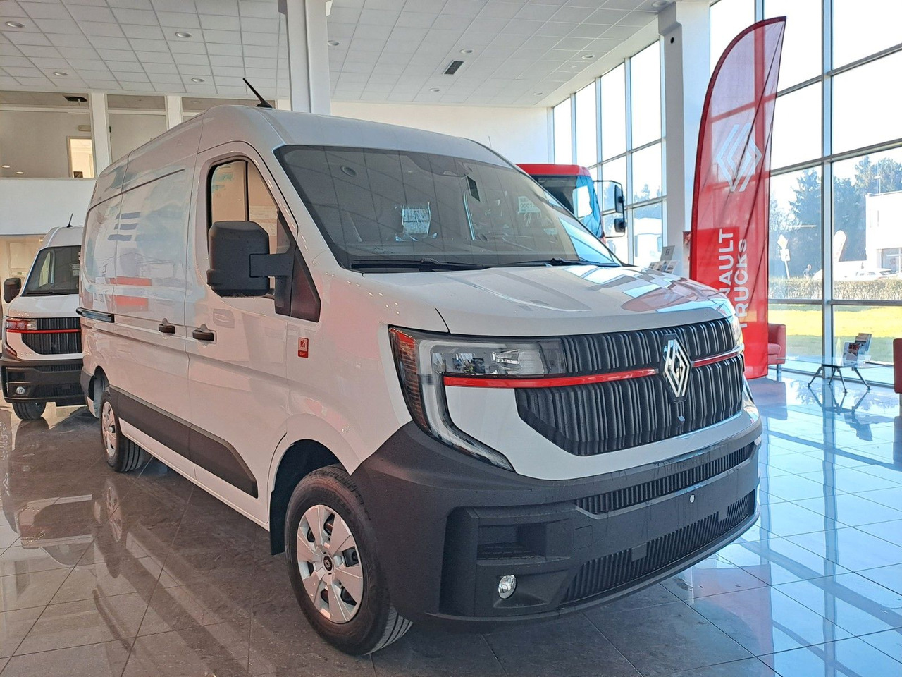 Renault Master L2H2 150 - NAV Klimaaut. Holzb. 270° - Panel van: picture 2 Renault Master L2H2 150 - NAV Klimaaut. Holzb. 270° - Panel van: picture 2