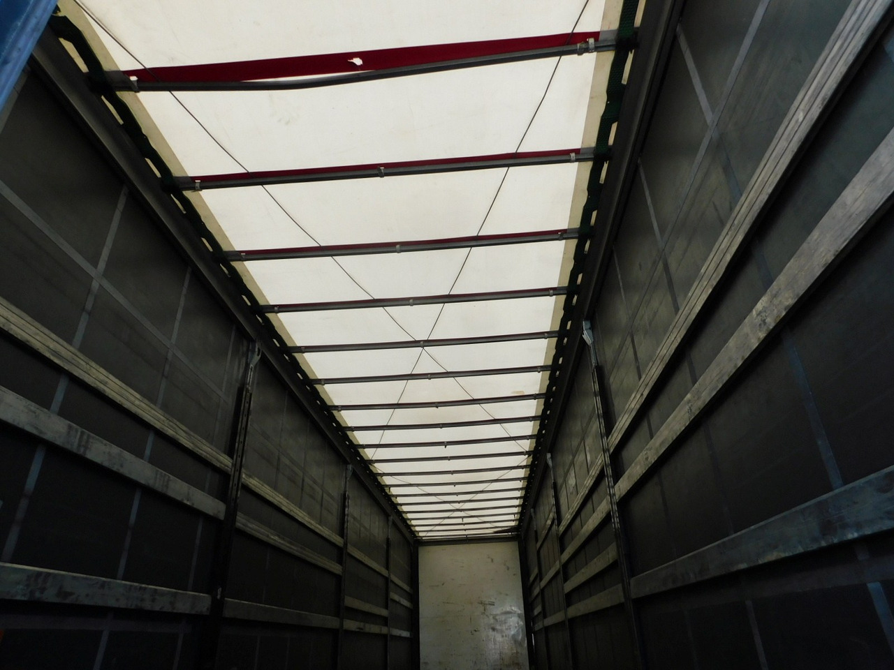 Curtainsider semi-trailer Berger Sapl24 06a ltn: picture 8
