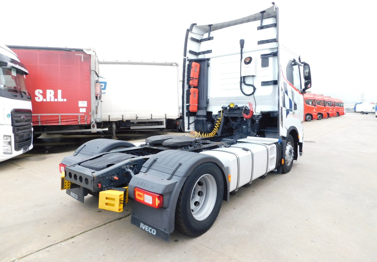 Iveco As440stp - Tractor unit: picture 3 Iveco As440stp - Tractor unit: picture 3